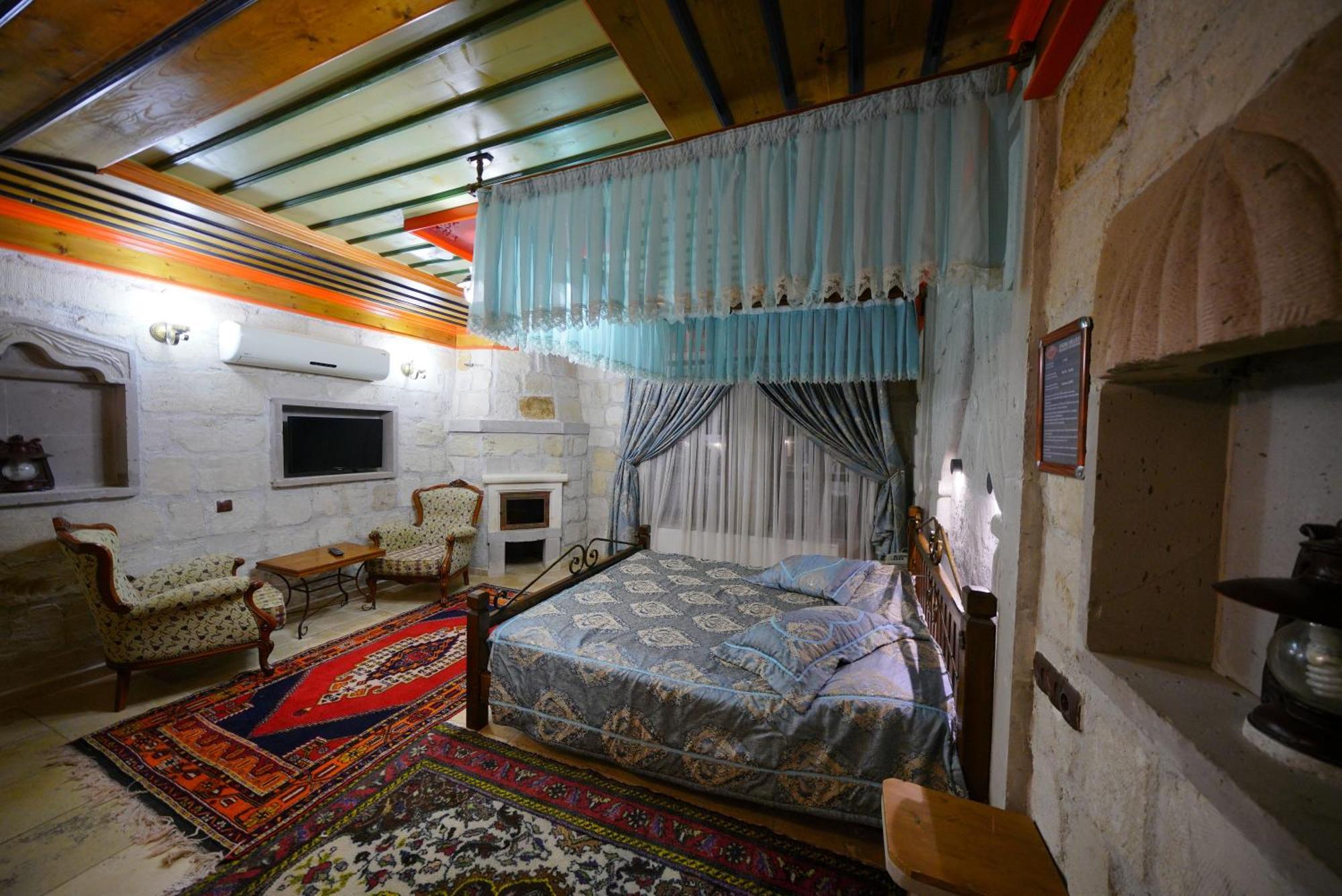 Bed and Breakfast Alaturca House (Adults Only) Göreme Exterior foto